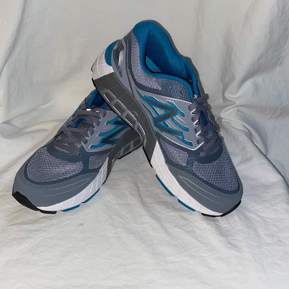 New Balance 1340 VB Women’s Running Shoe W1340GB3 Sz 7 Gray/Blue NWOT